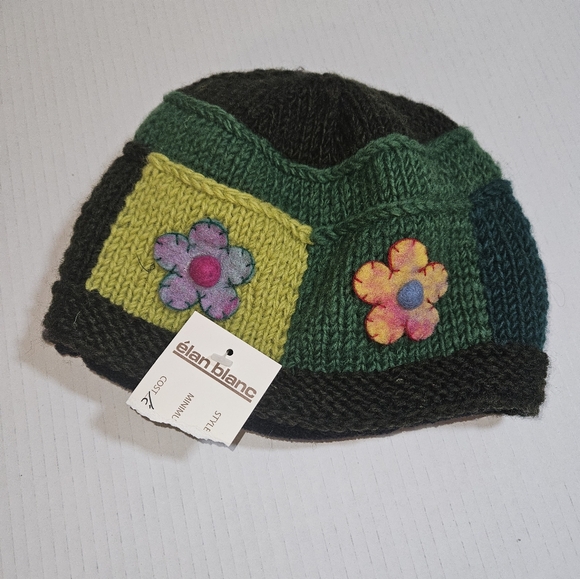NEW Crochet Knit Felt Flowers stained glass windows beanie hat wool - Picture 7 of 14